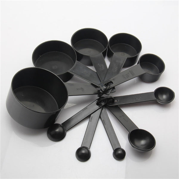 Plastic Measuring Cups and Spoons Set